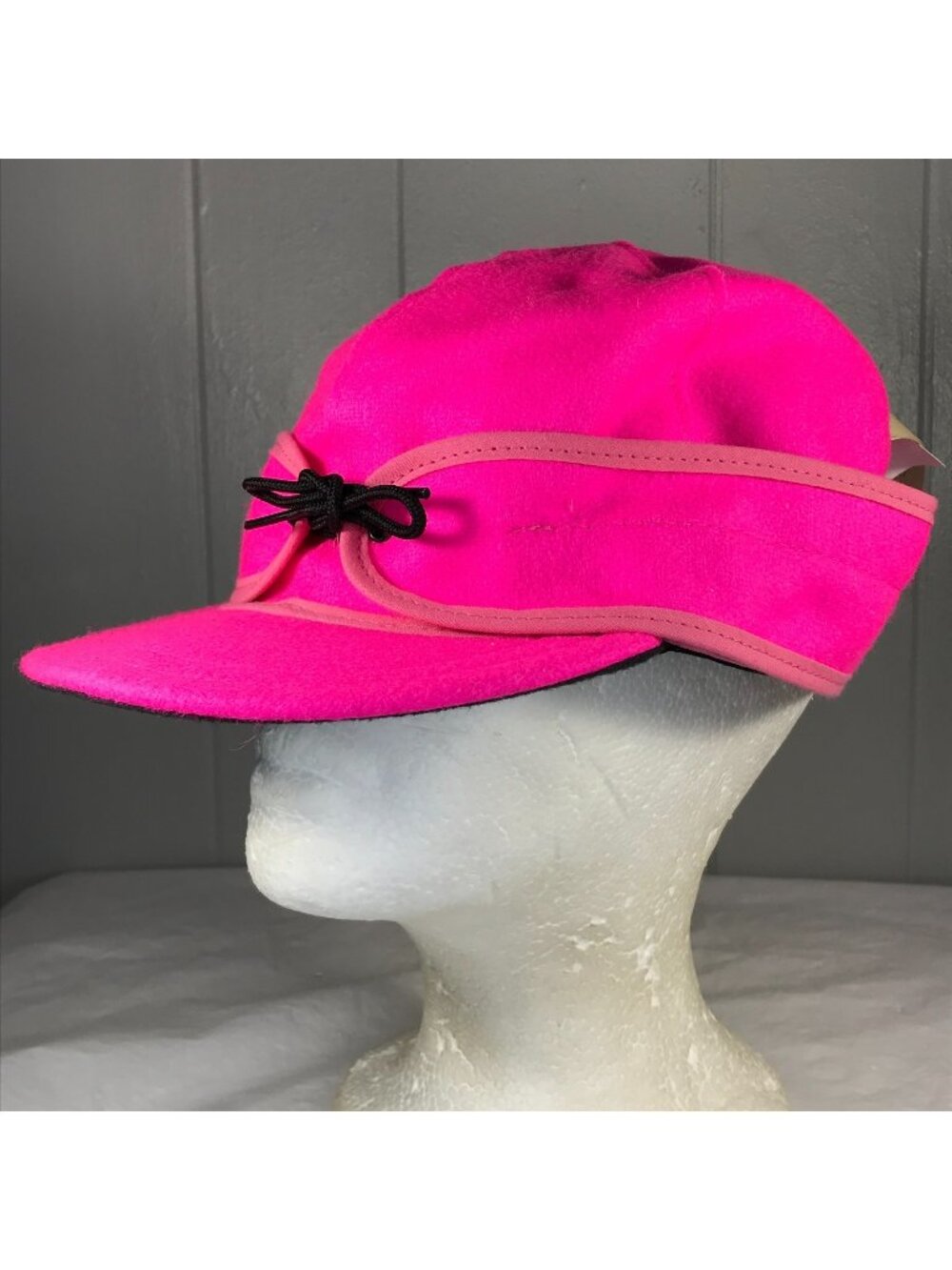 NWT Stormy Kromer Women’s Original Wool Blaze Hot Pink Cap Hat Size 7 5/8